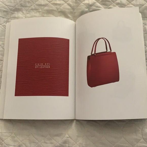 Authentic Vintage 2004 Louis Vuitton Catalogue - Picture 9 of 9